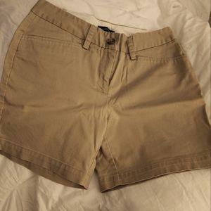 Size 4P Land's End Shorts Kahki